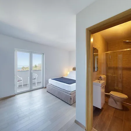 Gazic, No 4 * Zadar