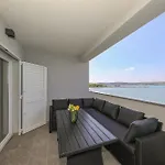 Gazic, No 4 Apartman Zára