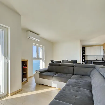 Apartment Gazic, No 4