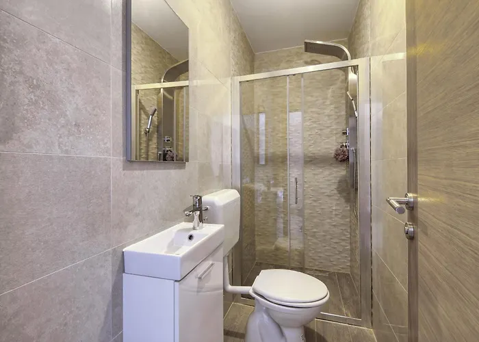 公寓 Gazic, No 4 *